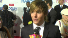 VH1 Vintage: Zac Efron Talks Hair And His Silver Sisq Style