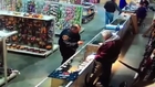 Kentucky cop shoots off finger after gun store clerk hands him loaded weapon