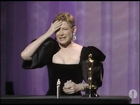 Dianne Wiest winning Best Supporting Actress for 