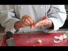 How to Get Garlic Smell Off Your Fingers