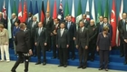 World leaders gather for family photo
